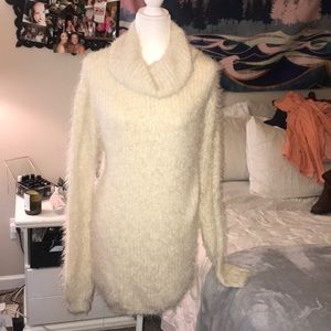 Cream oversized sweater dress💙